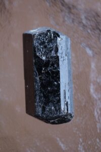 tipud-must-turmaliin-klaarsus (3)