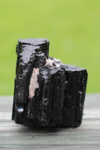 toorkivi-must-turmaliin-klaarsus (2)
