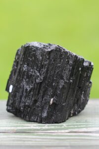 toorkivi-must-turmaliin-klaarsus (4)