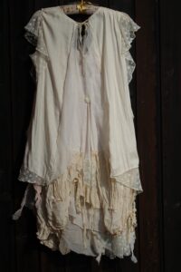 vaekee-klaarsus-artist-kleit (46)