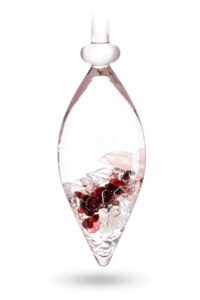 vial_love_closeup_1000px