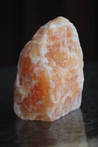 lamp-oranz-kaltsiit-klaarsus (4)