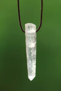 looduslik-maekristall-tipp-klaarsus-4